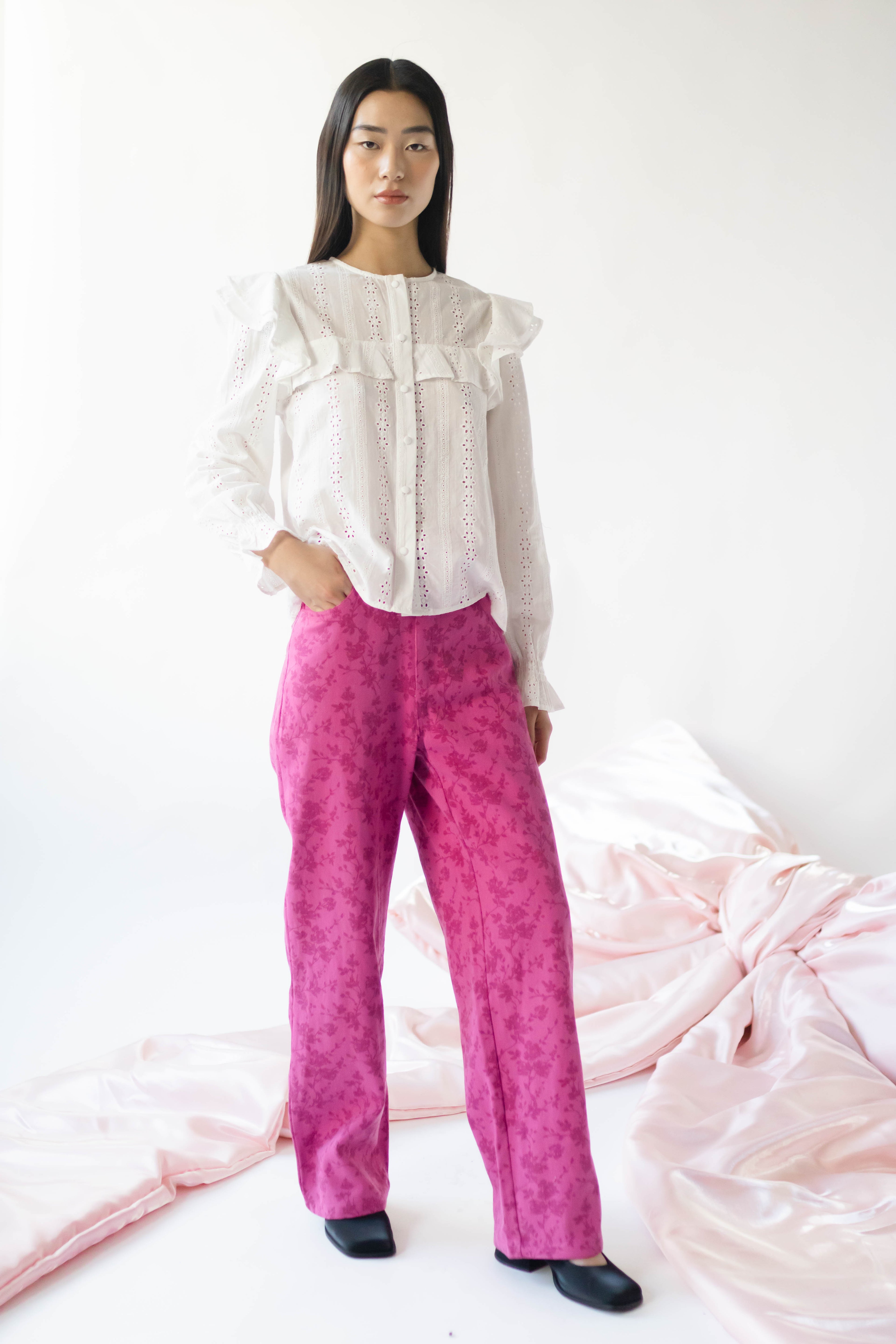 5683 Blouse à volants