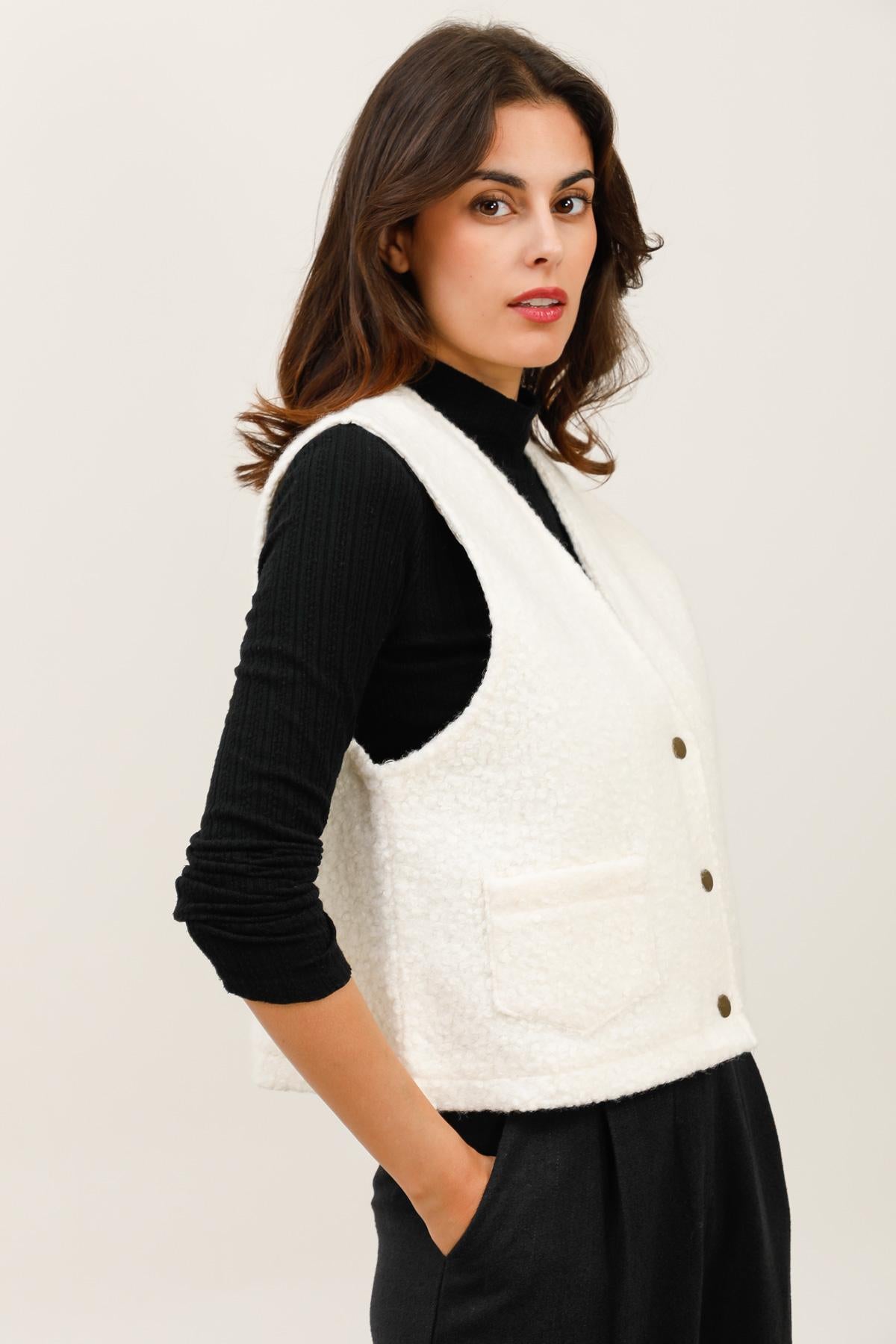 5857 Gilet à bouclettes