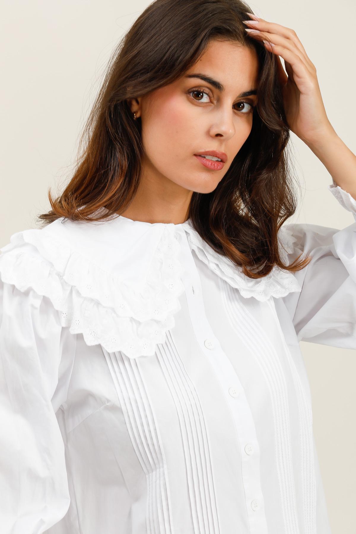 5878 Ruffled Blouse