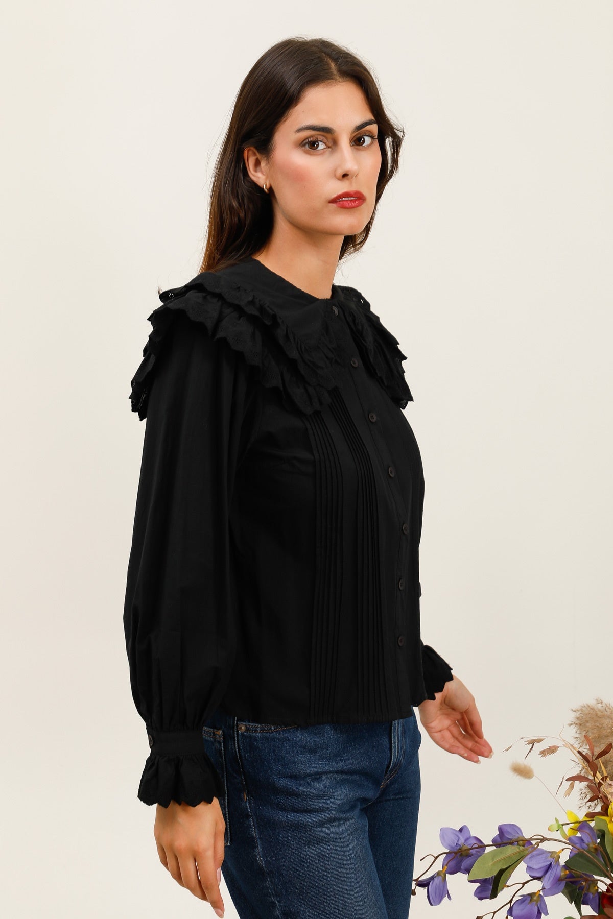 5878 Blusa con volantes