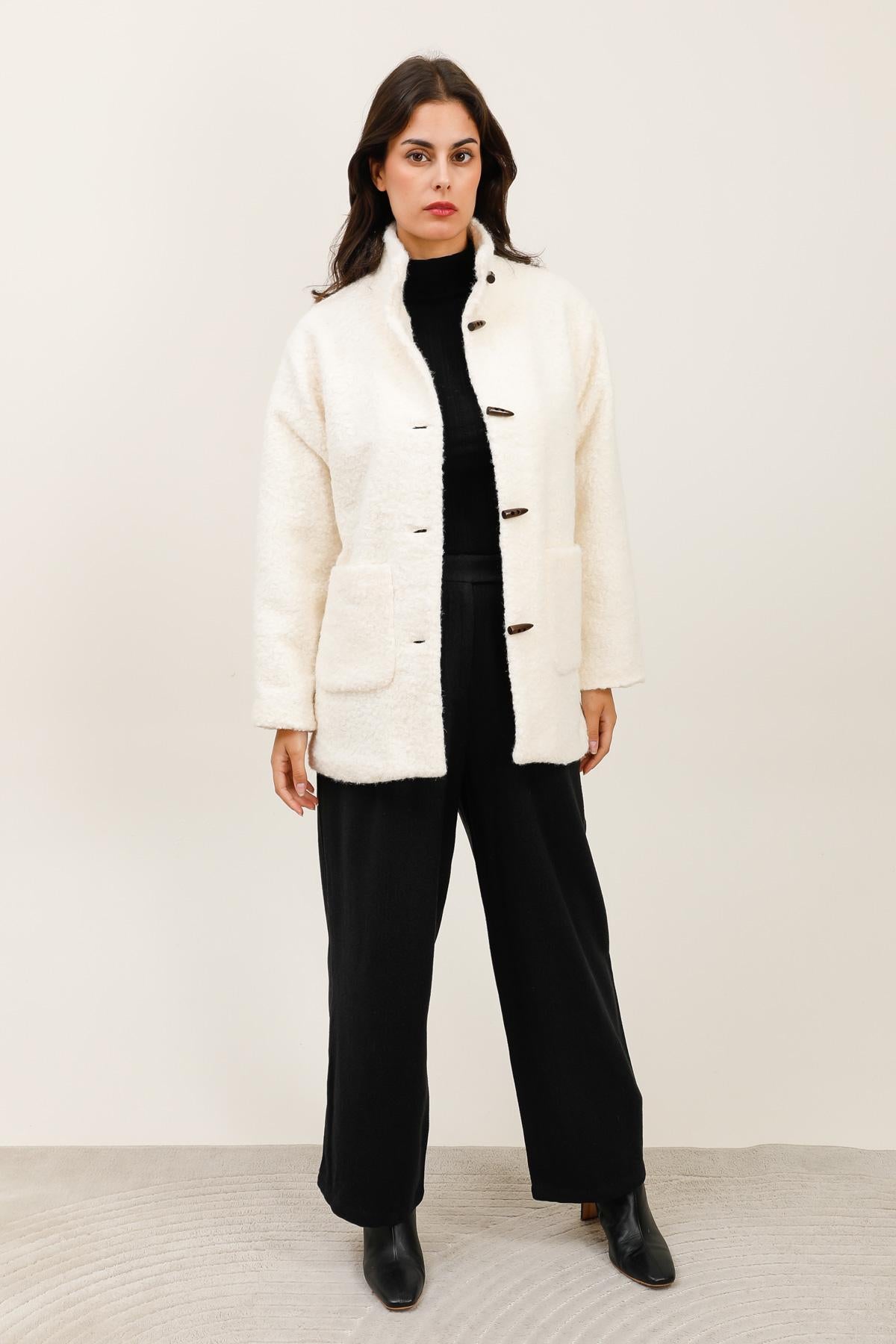 5911 Manteau à bouclettes