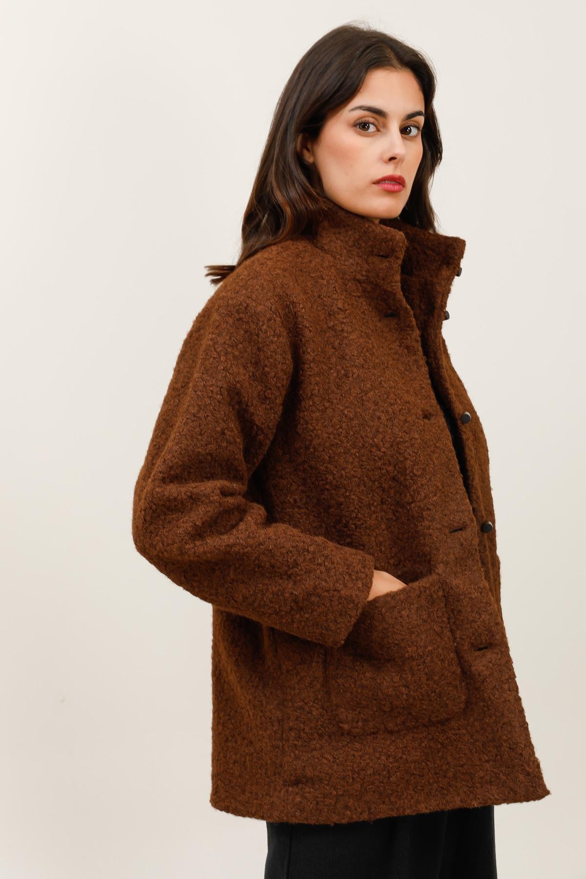 5911 Manteau à bouclettes