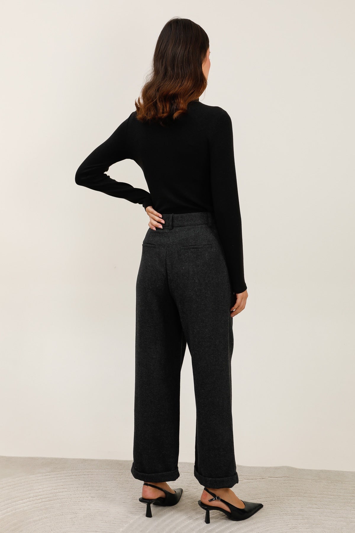 5925 Pantalon forme tailleur