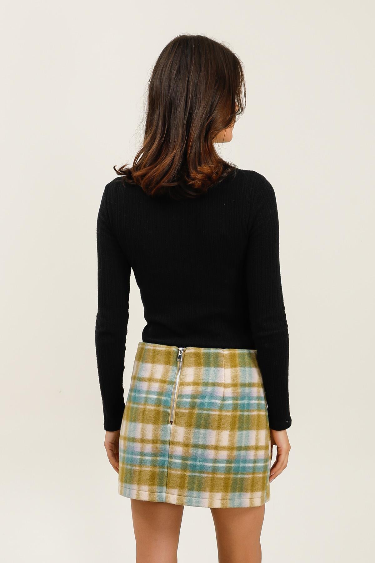 5928 Jupe à carreaux