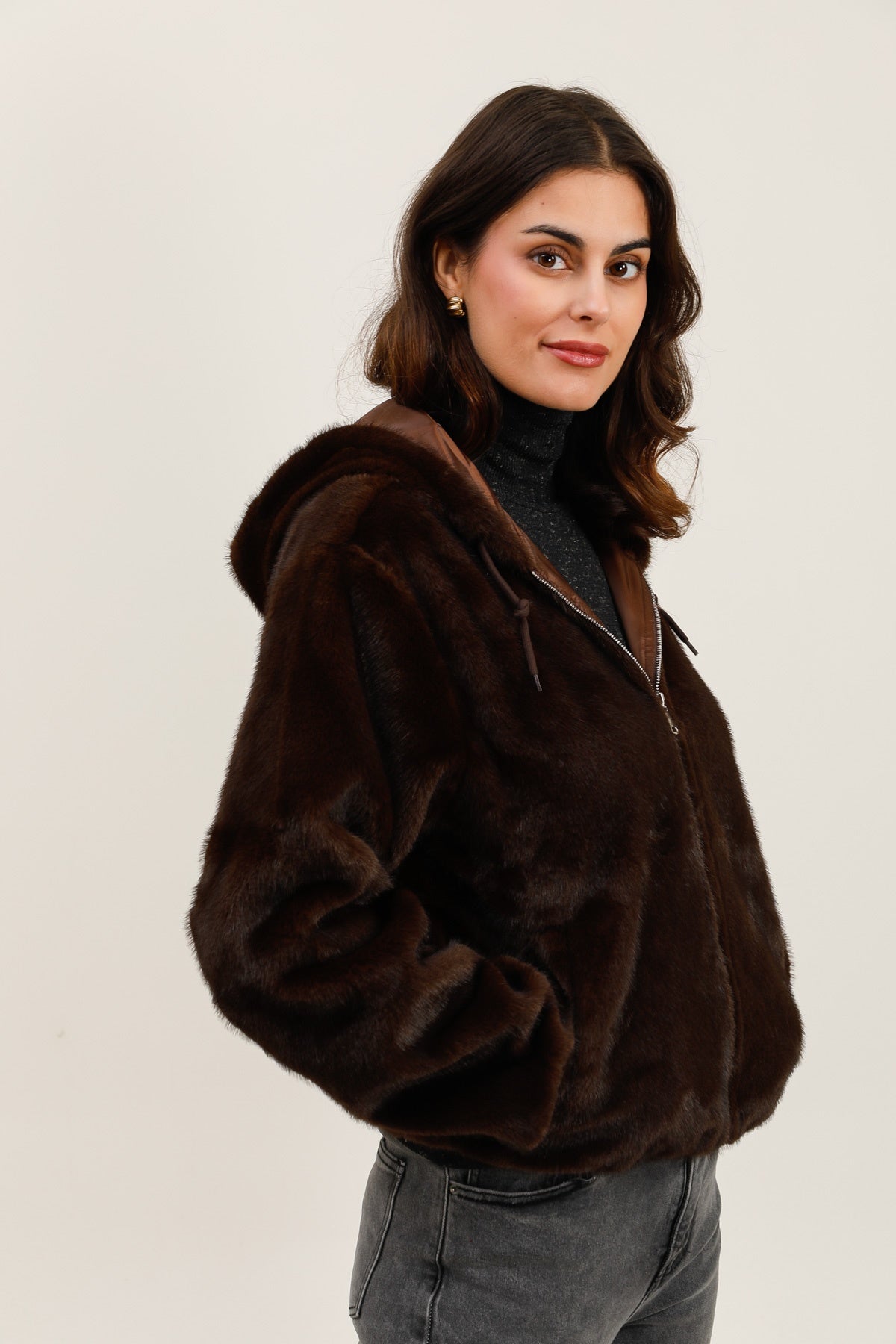 5953 Veste en fourrure