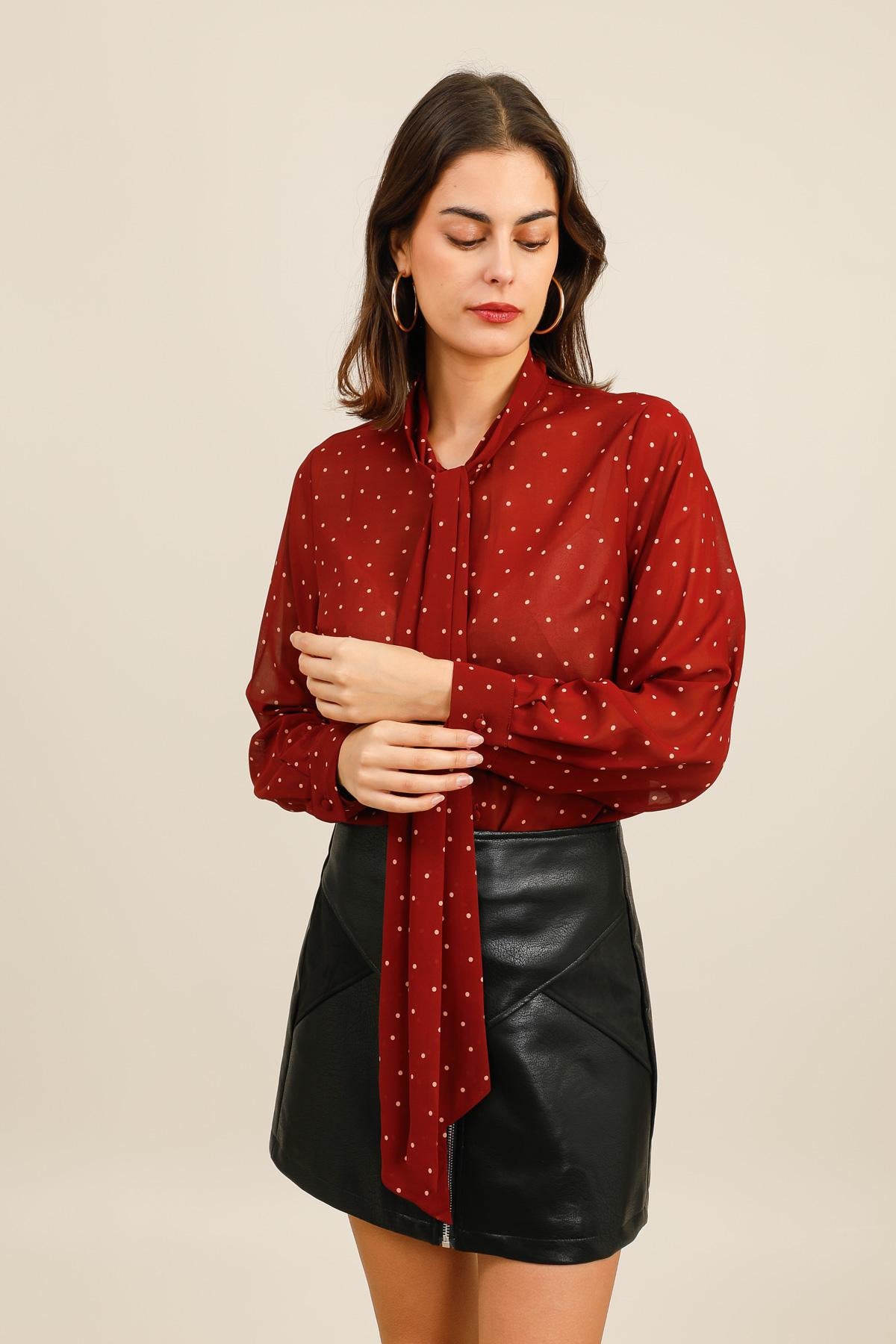 5965 Polka dot blouse