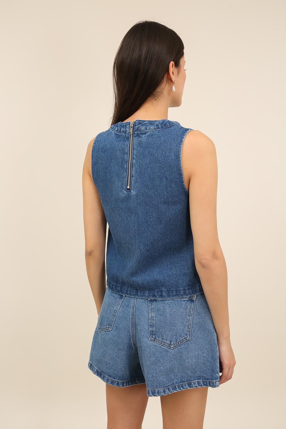 5986 Top denim à fleurs