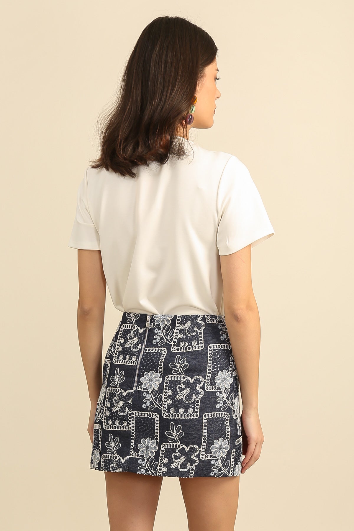 6007 Jupe denim brodée