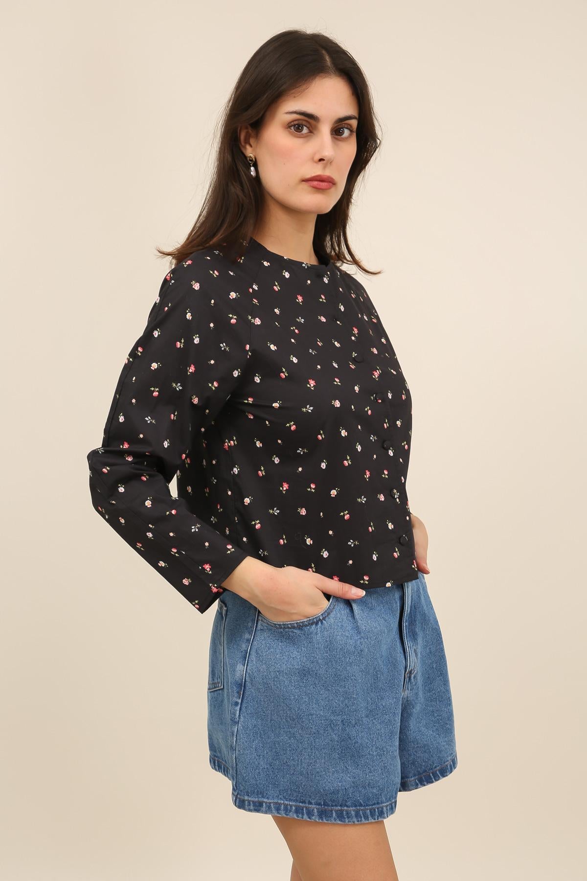 6051 Blusa floral