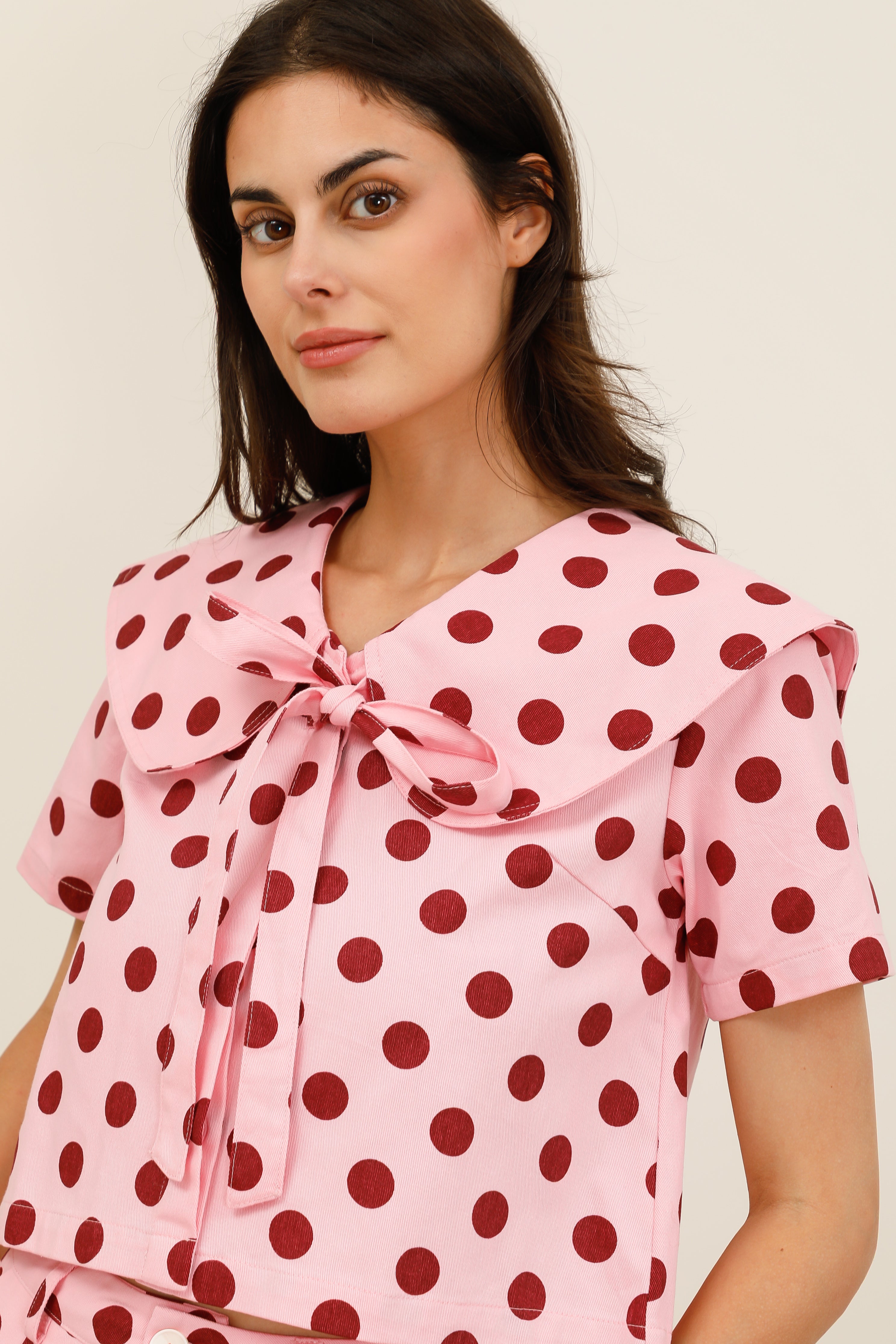 Top à pois col oversize - 6117