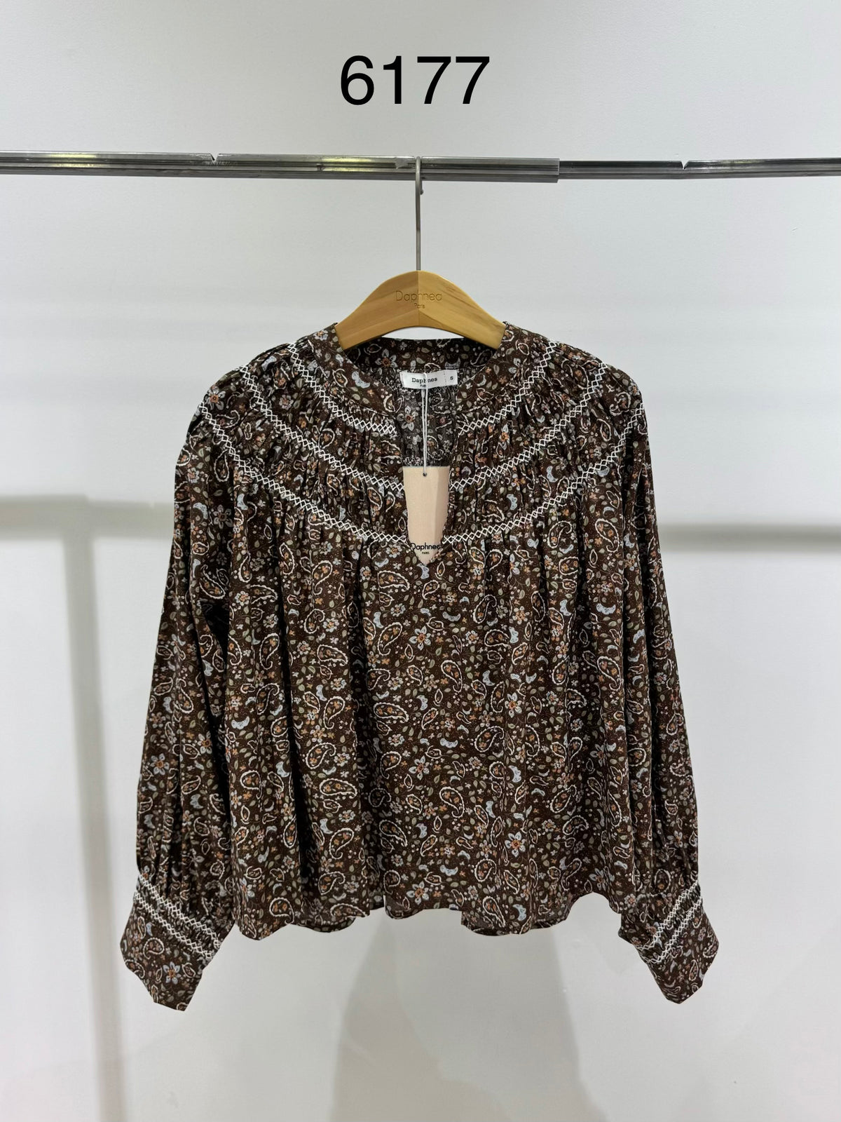 Blusa Estampado Paisley con Canesú Fruncido - 6177
