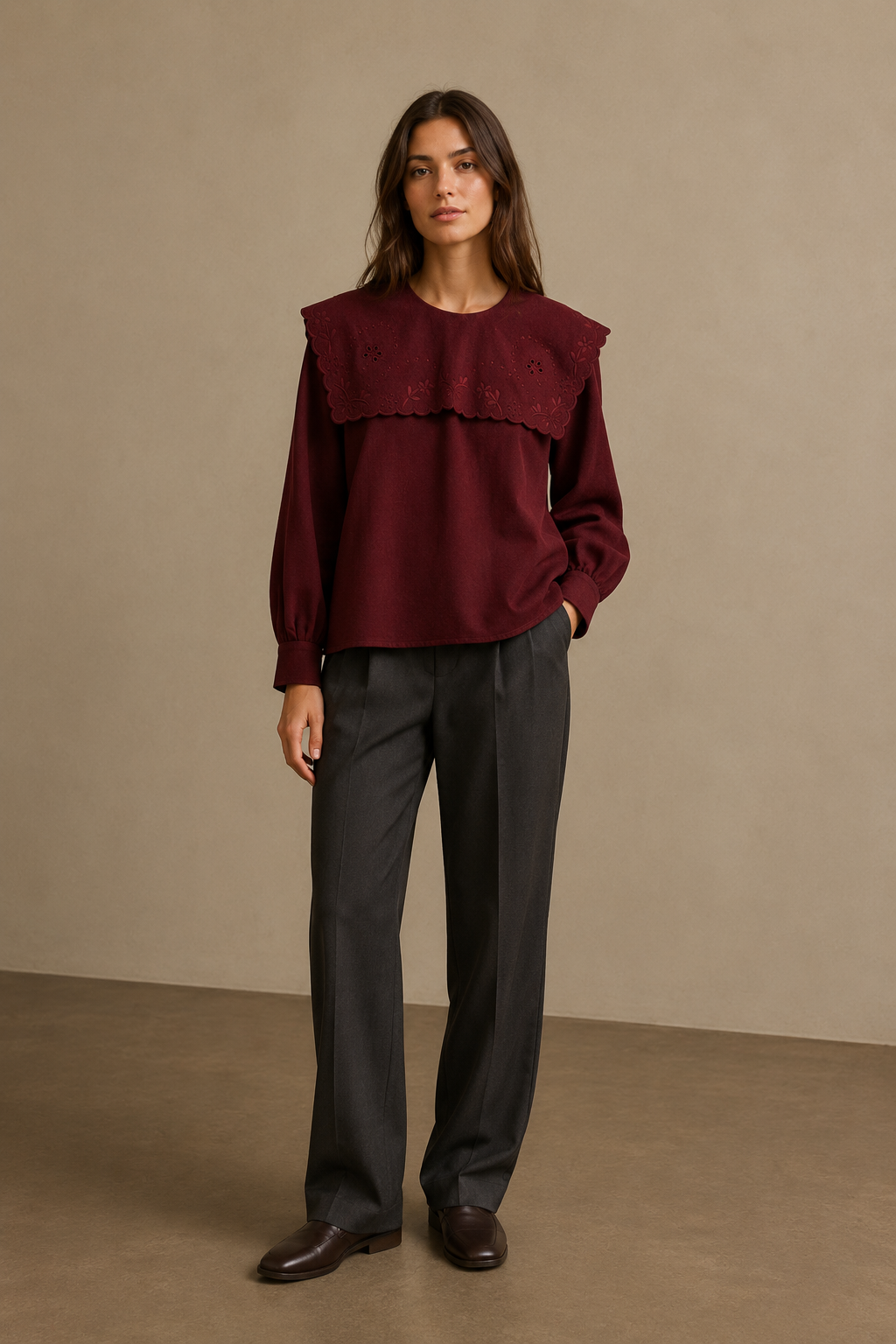 Blusa de Lana con Cuello Grande Bordado Festoneado - 6179