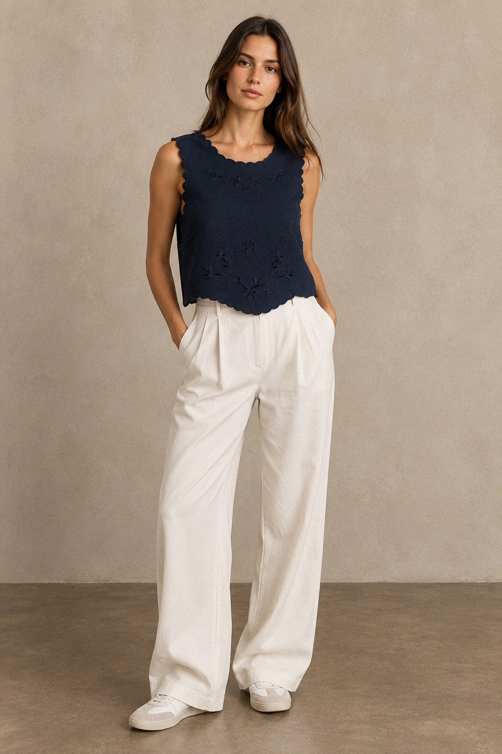 Embroidered Wool Blend Scalloped Sleeveless Vest - 6181