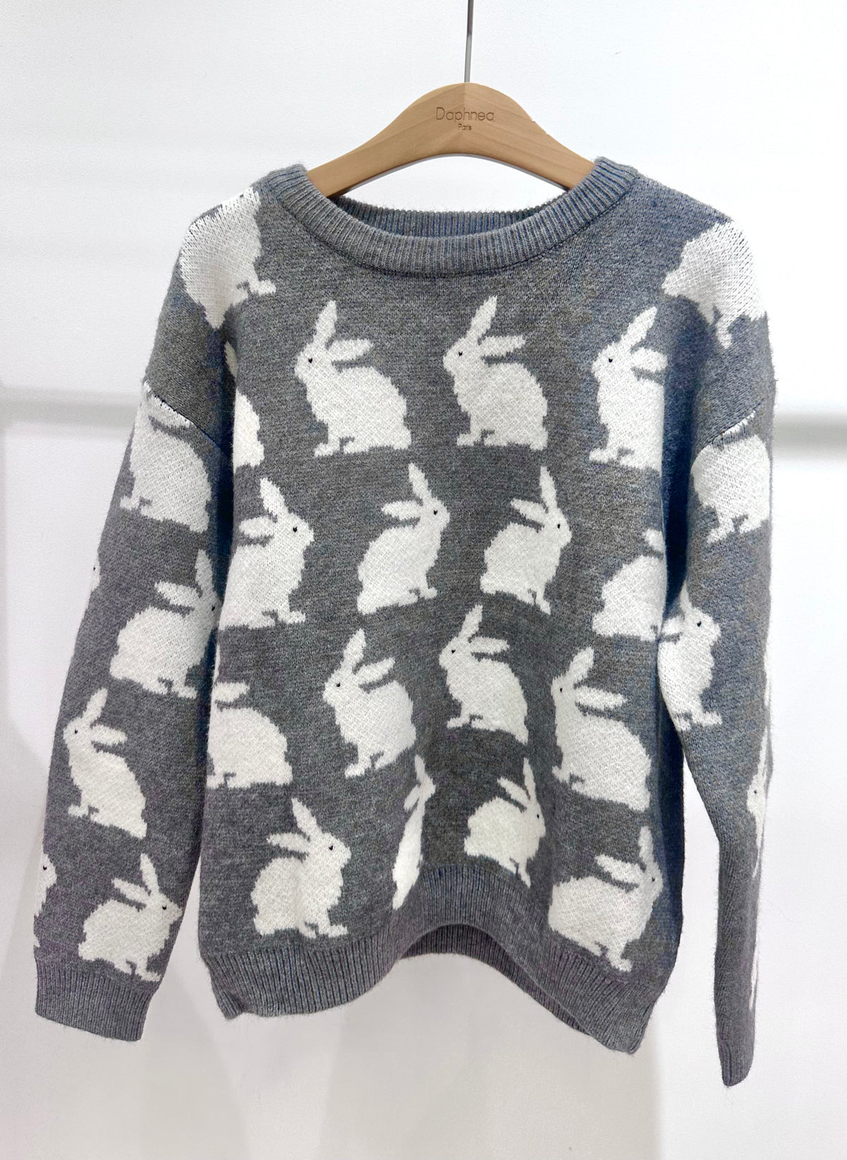 Contrasting Rabbit Motif Knit Sweater - A1620
