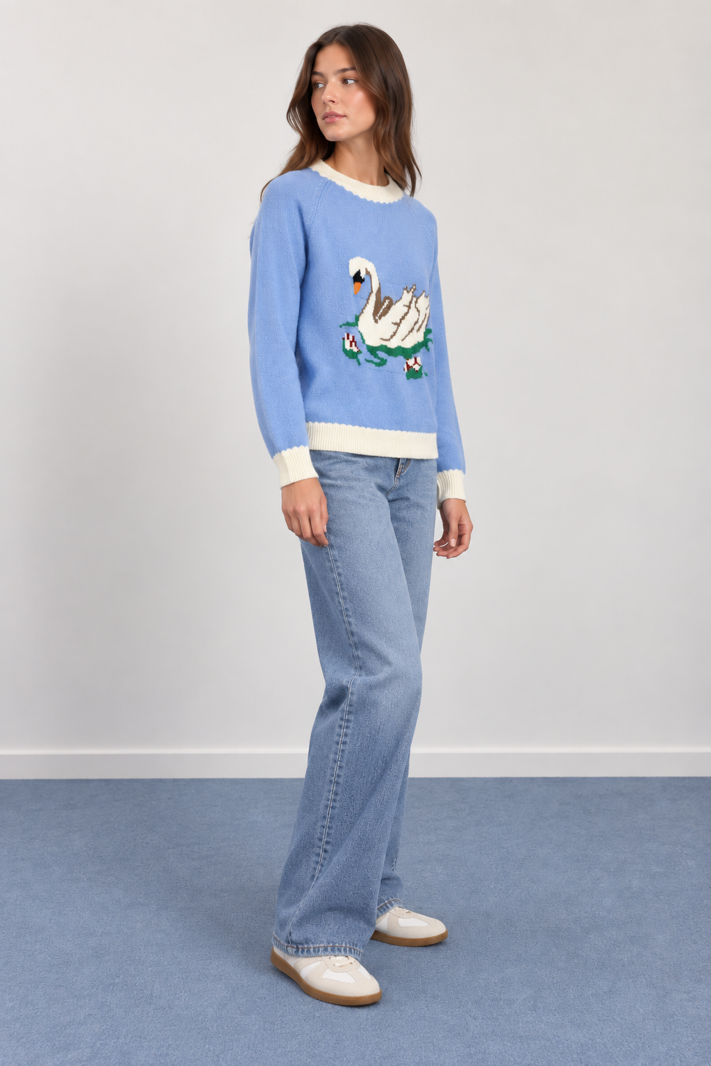 Swan Pattern Knit Sweater - A1625