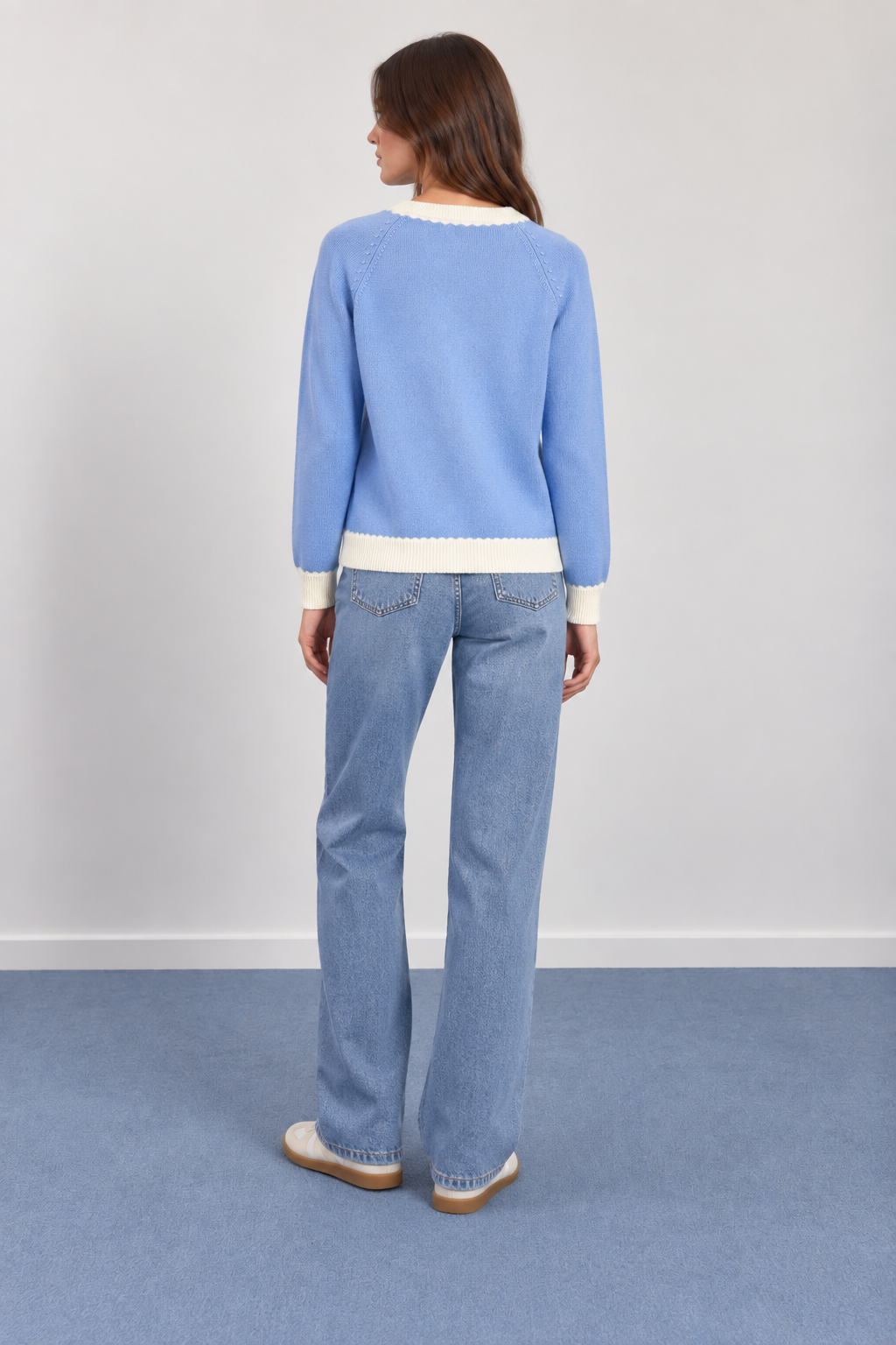 Swan Pattern Knit Sweater - A1625